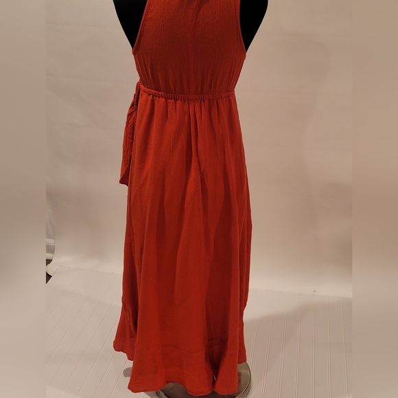 A Glow Orange Maternity Dress - Picture 2 of 3